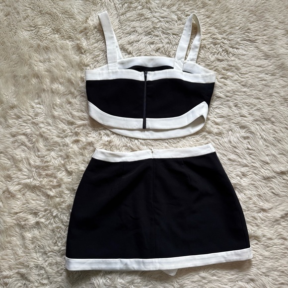 Amanda Uprichard Black and White Skirt Set - Picture 6 of 11